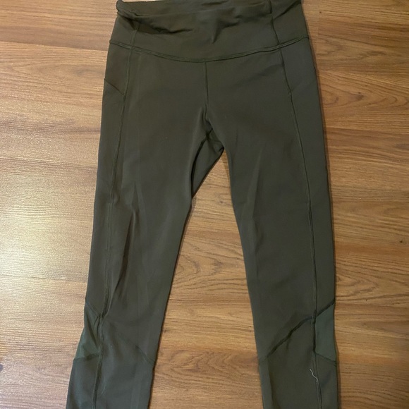 Olive green lulu lemon training tights - Picture 1 of 2